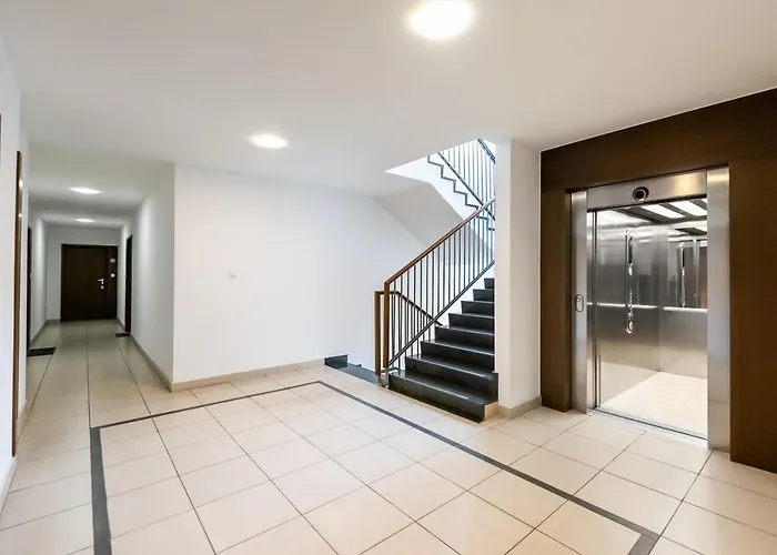 Appartement Wilanow Violet By Bookinghost