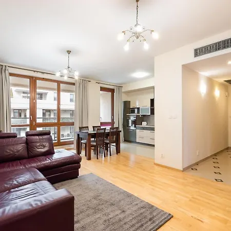 Wilanow Violet By Bookinghost Apartmán *